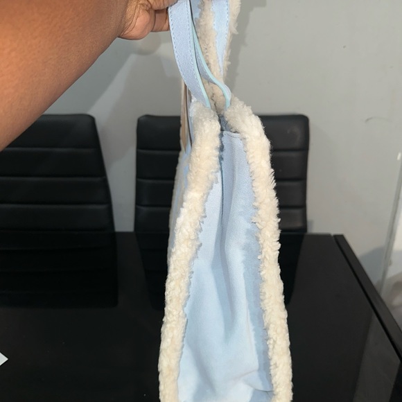 UGG x TELFAR Medium Shopper - Blue - Picture 3 of 7